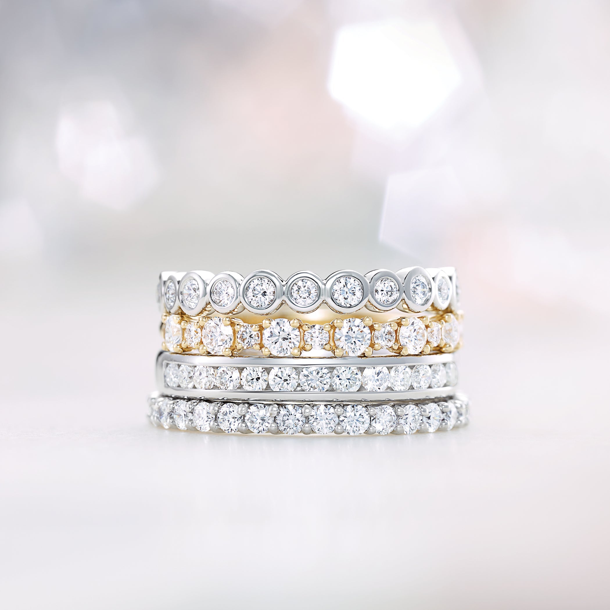 How to Choose Perfect Anniversary Jewelry
